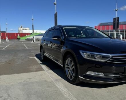 Черный Фольксваген Пассат, объемом двигателя 2 л и пробегом 197 тыс. км за 17000 $, фото 1 на Automoto.ua