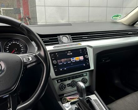 Черный Фольксваген Пассат, объемом двигателя 2 л и пробегом 380 тыс. км за 12500 $, фото 8 на Automoto.ua