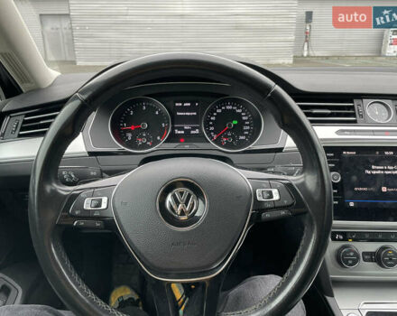 Черный Фольксваген Пассат, объемом двигателя 1.97 л и пробегом 318 тыс. км за 15500 $, фото 12 на Automoto.ua