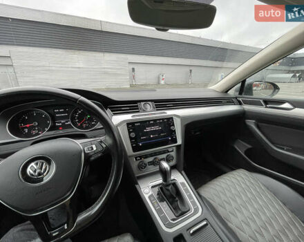 Черный Фольксваген Пассат, объемом двигателя 1.97 л и пробегом 318 тыс. км за 15500 $, фото 8 на Automoto.ua