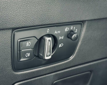 Черный Фольксваген Пассат, объемом двигателя 1.97 л и пробегом 216 тыс. км за 15999 $, фото 22 на Automoto.ua