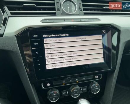 Черный Фольксваген Пассат, объемом двигателя 1.6 л и пробегом 247 тыс. км за 15500 $, фото 34 на Automoto.ua