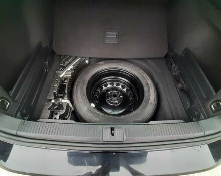 Черный Фольксваген Пассат, объемом двигателя 1.97 л и пробегом 282 тыс. км за 14700 $, фото 20 на Automoto.ua