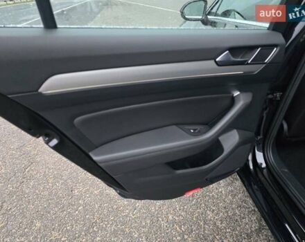 Фольксваген Пассат 2018 у Ковель на Automoto.ua Чорний Фольксваген Пассат, об'ємом двигуна 2 л та пробігом 234 тис. км за 18599 $, фото 45 на Automoto.ua