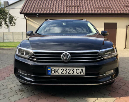 Черный Фольксваген Пассат, объемом двигателя 2 л и пробегом 226 тыс. км за 20300 $, фото 2 на Automoto.ua