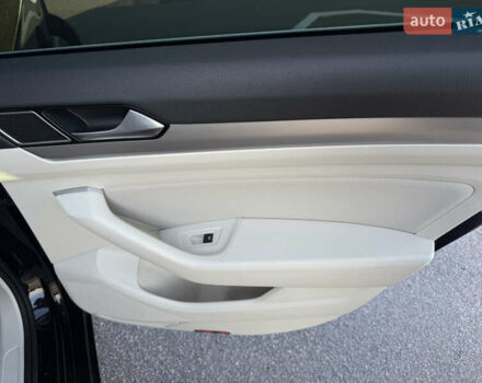 Черный Фольксваген Пассат, объемом двигателя 1.97 л и пробегом 223 тыс. км за 17100 $, фото 39 на Automoto.ua