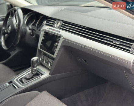 Фольксваген Пассат 2018 в Дубно на Automoto.ua Черный Фольксваген Пассат, объемом двигателя 2 л и пробегом 250 тыс. км за 16950 $, фото 42 на Automoto.ua