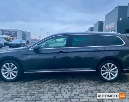 Чорний Фольксваген Пассат, об'ємом двигуна 2 л та пробігом 235 тис. км за 18600 $, фото 3 на Automoto.ua
