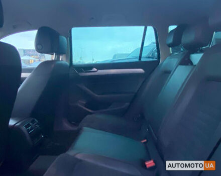 Чорний Фольксваген Пассат, об'ємом двигуна 2 л та пробігом 235 тис. км за 18600 $, фото 18 на Automoto.ua