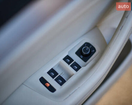 Чорний Фольксваген Пассат, об'ємом двигуна 2 л та пробігом 244 тис. км за 18500 $, фото 15 на Automoto.ua