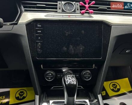 Чорний Фольксваген Пассат, об'ємом двигуна 1.97 л та пробігом 220 тис. км за 17800 $, фото 12 на Automoto.ua