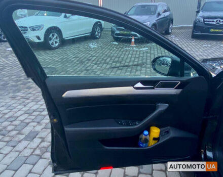 Чорний Фольксваген Пассат, об'ємом двигуна 2 л та пробігом 235 тис. км за 18600 $, фото 8 на Automoto.ua