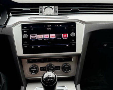 Чорний Фольксваген Пассат, об'ємом двигуна 1.97 л та пробігом 305 тис. км за 14000 $, фото 13 на Automoto.ua