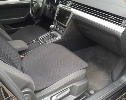 Черный Фольксваген Пассат, объемом двигателя 1.97 л и пробегом 245 тыс. км за 18800 $, фото 10 на Automoto.ua