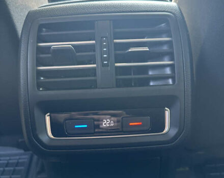 Фольксваген Пассат 2018 у Києві на Automoto.ua Чорний Фольксваген Пассат, об'ємом двигуна 1.97 л та пробігом 280 тис. км за 13900 $, фото 8 на Automoto.ua