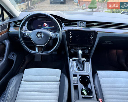 Черный Фольксваген Пассат, объемом двигателя 1.97 л и пробегом 249 тыс. км за 18500 $, фото 47 на Automoto.ua