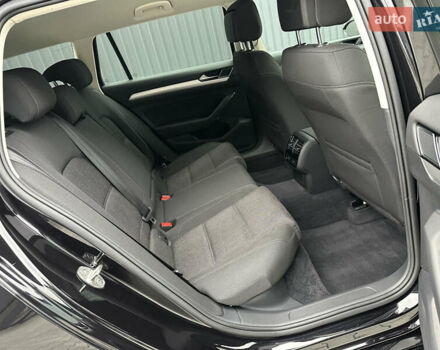 Фольксваген Пассат 2018 в Дубно на Automoto.ua Черный Фольксваген Пассат, объемом двигателя 2 л и пробегом 250 тыс. км за 16950 $, фото 36 на Automoto.ua