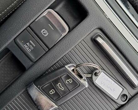 Черный Фольксваген Пассат, объемом двигателя 2 л и пробегом 250 тыс. км за 16700 $, фото 28 на Automoto.ua