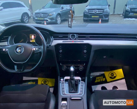 Чорний Фольксваген Пассат, об'ємом двигуна 2 л та пробігом 235 тис. км за 18600 $, фото 12 на Automoto.ua