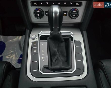 Фольксваген Пассат 2018 у Ковель на Automoto.ua Чорний Фольксваген Пассат, об'ємом двигуна 2 л та пробігом 234 тис. км за 18599 $, фото 75 на Automoto.ua