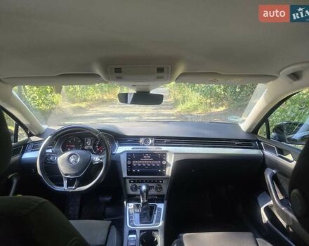 Черный Фольксваген Пассат, объемом двигателя 1.97 л и пробегом 240 тыс. км за 18000 $, фото 4 на Automoto.ua