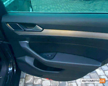 Чорний Фольксваген Пассат, об'ємом двигуна 2 л та пробігом 235 тис. км за 18600 $, фото 20 на Automoto.ua