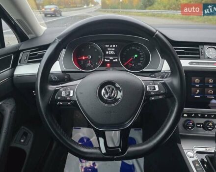 Фольксваген Пассат 2018 у Ковель на Automoto.ua Чорний Фольксваген Пассат, об'ємом двигуна 2 л та пробігом 234 тис. км за 18599 $, фото 64 на Automoto.ua