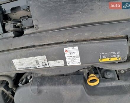 Черный Фольксваген Пассат, объемом двигателя 2 л и пробегом 250 тыс. км за 16700 $, фото 31 на Automoto.ua