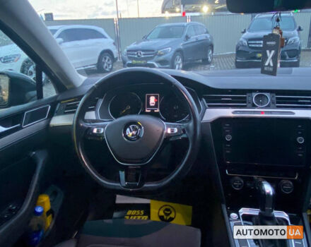 Чорний Фольксваген Пассат, об'ємом двигуна 2 л та пробігом 235 тис. км за 18600 $, фото 13 на Automoto.ua