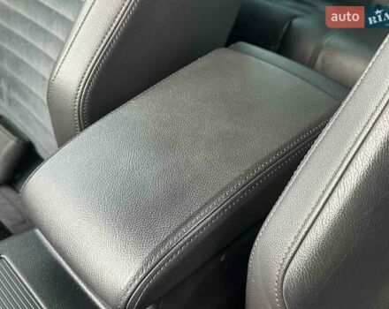 Черный Фольксваген Пассат, объемом двигателя 1.97 л и пробегом 270 тыс. км за 17900 $, фото 5 на Automoto.ua