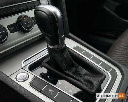 Чорний Фольксваген Пассат, об'ємом двигуна 2 л та пробігом 224 тис. км за 15990 $, фото 14 на Automoto.ua