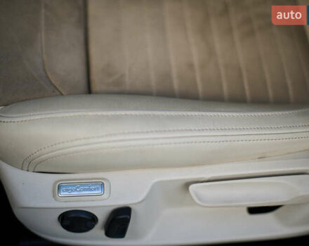 Чорний Фольксваген Пассат, об'ємом двигуна 2 л та пробігом 244 тис. км за 18500 $, фото 17 на Automoto.ua