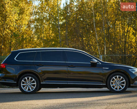 Чорний Фольксваген Пассат, об'ємом двигуна 2 л та пробігом 244 тис. км за 18500 $, фото 3 на Automoto.ua