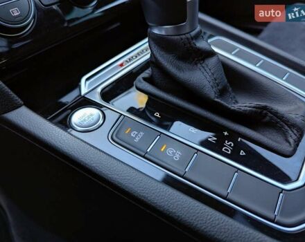Фольксваген Пассат 2018 в Луцке на Automoto.ua Черный Фольксваген Пассат, объемом двигателя 1.97 л и пробегом 240 тыс. км за 19300 $, фото 16 на Automoto.ua