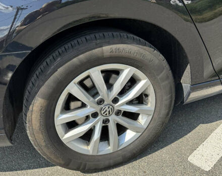 Чорний Фольксваген Пассат, об'ємом двигуна 1.6 л та пробігом 232 тис. км за 20500 $, фото 6 на Automoto.ua