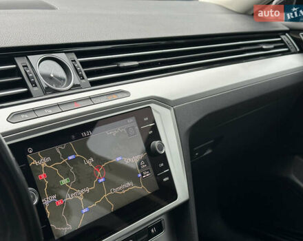 Фольксваген Пассат 2018 в Дубно на Automoto.ua Черный Фольксваген Пассат, объемом двигателя 2 л и пробегом 250 тыс. км за 16950 $, фото 58 на Automoto.ua