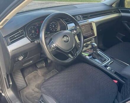 Черный Фольксваген Пассат, объемом двигателя 1.97 л и пробегом 245 тыс. км за 18800 $, фото 5 на Automoto.ua
