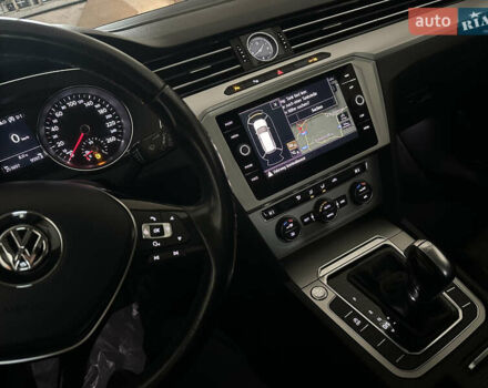 Фольксваген Пассат 2018 в Дубно на Automoto.ua Черный Фольксваген Пассат, объемом двигателя 2 л и пробегом 250 тыс. км за 16950 $, фото 60 на Automoto.ua