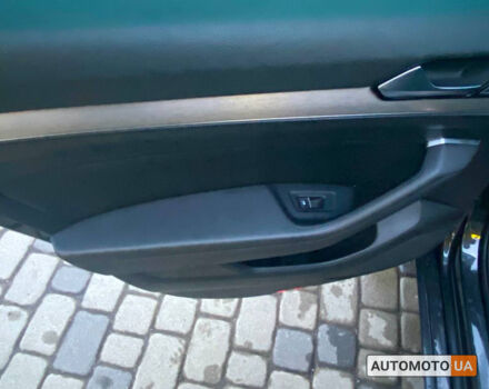 Чорний Фольксваген Пассат, об'ємом двигуна 2 л та пробігом 235 тис. км за 18600 $, фото 16 на Automoto.ua