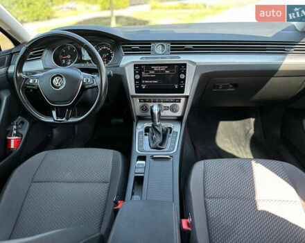 Чорний Фольксваген Пассат, об'ємом двигуна 1.97 л та пробігом 228 тис. км за 15200 $, фото 17 на Automoto.ua