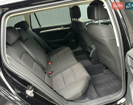 Фольксваген Пассат 2018 в Дубно на Automoto.ua Черный Фольксваген Пассат, объемом двигателя 2 л и пробегом 250 тыс. км за 16950 $, фото 37 на Automoto.ua