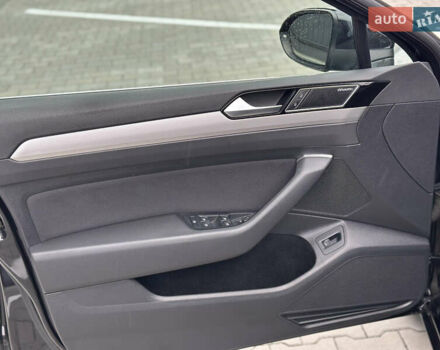 Фольксваген Пассат 2018 в Дубно на Automoto.ua Черный Фольксваген Пассат, объемом двигателя 2 л и пробегом 250 тыс. км за 16950 $, фото 44 на Automoto.ua