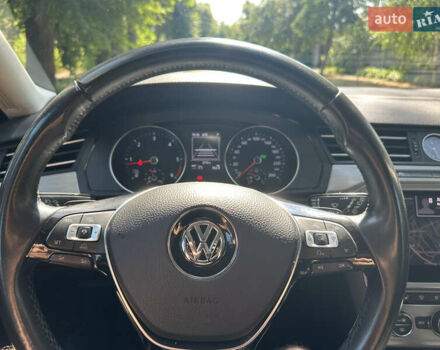 Фольксваген Пассат 2018 у Києві на Automoto.ua Чорний Фольксваген Пассат, об'ємом двигуна 1.97 л та пробігом 280 тис. км за 13900 $, фото 7 на Automoto.ua