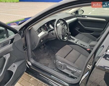 Черный Фольксваген Пассат, объемом двигателя 1.97 л и пробегом 250 тыс. км за 17299 $, фото 4 на Automoto.ua