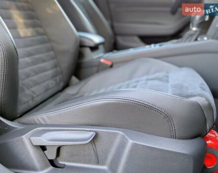 Фольксваген Пассат 2018 в Луцке на Automoto.ua Черный Фольксваген Пассат, объемом двигателя 1.97 л и пробегом 240 тыс. км за 19300 $, фото 23 на Automoto.ua