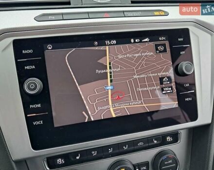 Черный Фольксваген Пассат, объемом двигателя 2 л и пробегом 250 тыс. км за 16700 $, фото 25 на Automoto.ua