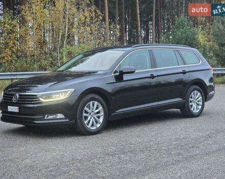 Фольксваген Пассат 2018 у Ковель на Automoto.ua Чорний Фольксваген Пассат, об'ємом двигуна 2 л та пробігом 234 тис. км за 18599 $, фото 4 на Automoto.ua