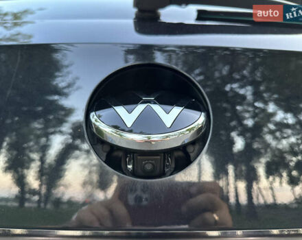 Черный Фольксваген Пассат, объемом двигателя 1.97 л и пробегом 290 тыс. км за 18990 $, фото 18 на Automoto.ua