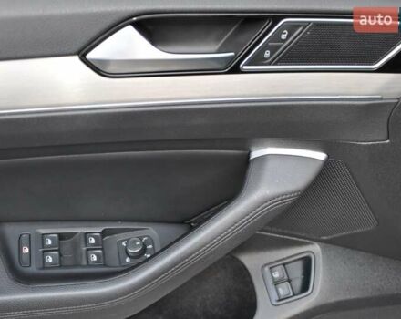 Черный Фольксваген Пассат, объемом двигателя 1.4 л и пробегом 190 тыс. км за 20700 $, фото 27 на Automoto.ua