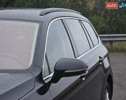 Фольксваген Пассат 2018 у Ковель на Automoto.ua Чорний Фольксваген Пассат, об'ємом двигуна 2 л та пробігом 234 тис. км за 18599 $, фото 20 на Automoto.ua